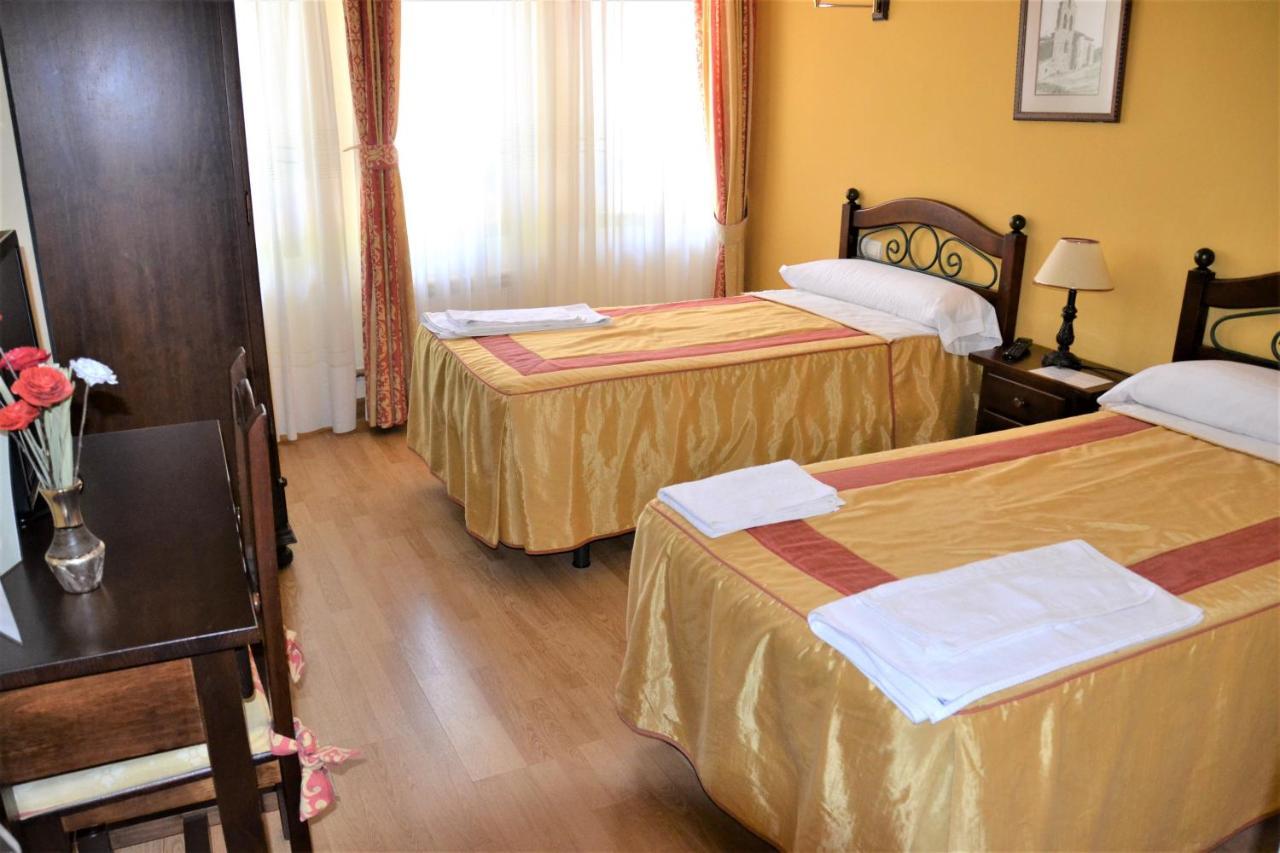 Hostal Infanta Dona Leonor Palencia Ngoại thất bức ảnh